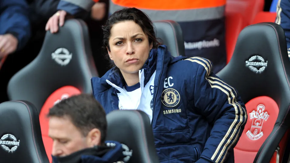 Eva Carneiro não deixa Mourinho sem resposta: “A reviver o pior…”